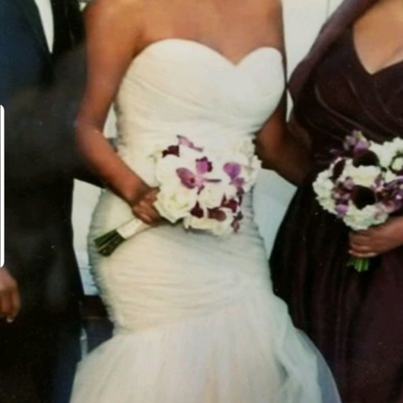 Wedding Dress - Picture 2 of 4